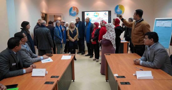 رئيس القابضة ومديرة بعثة الوكالة الأمريكية للتنمية يتفقدان مركز تدريب مياه سوهاج 