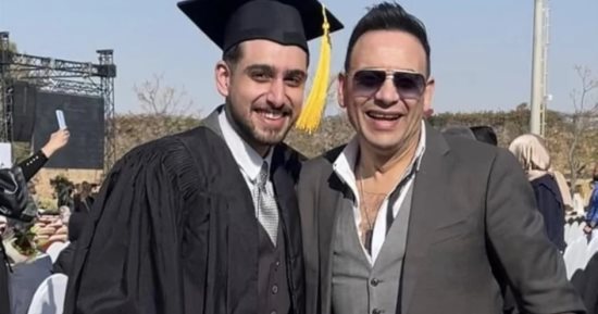 مصطفى قمر يحتفل بتخرج ابنه من الجامعة: أجمل لحظات حياتى