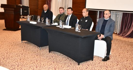 وزير الشباب والرياضة يؤازر منتخب مصر للشباب ..وفيتوريا وجهاز المنتخب الأول يدعمون شباب الفراعنة