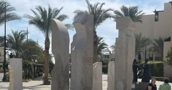 فنانو 22 دولة شاركوا بالحدث.. متحف مفتوح وتماثيل تزين ممشى الغردقة السياحى