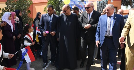محافظ قنا يفتتح مدرسة بفرشوط بتكلفة 5 ملايين جنيه ضمن "حياة كريمة"