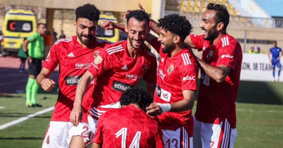 كيف يتأهل الأهلى لدور الثمانية الأفريقى؟.. 3 سيناريوهات ترسم طريق المارد الأحمر