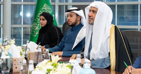 العيسى يبحث مع المفوض السامي للأمم المتحدة لشئون اللاجئين تطوير مسار الشراكة لدعم الاستجابة لاحتياجات اللاجئين