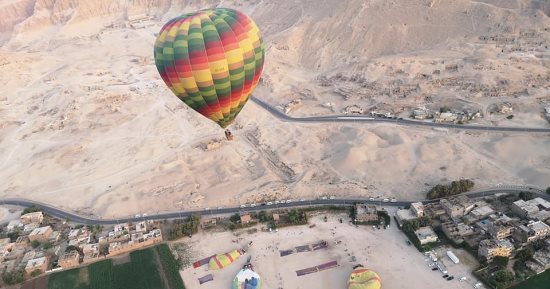 إلغاء رحلات البالون الطائر بالأقصر بسبب سرعة الرياح