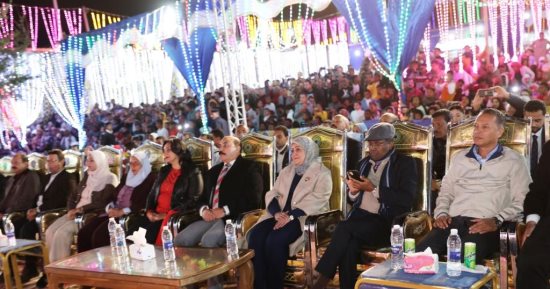 محافظ أسوان يشهد ختام المهرجان الدولى للثقافة والفنون بأبوسمبل.. صور