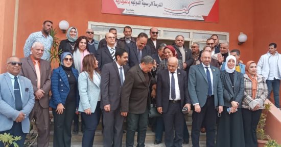 "تعليم النواب" تختتم جولتها بزيارة فرع جامعة دمنهور بالنوبارية والمدرسة الرسمية الدولية