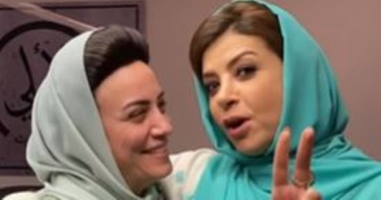منال سلامة مع ريهام عبد الغفور في كواليس "الأصلى":أصحاب والله