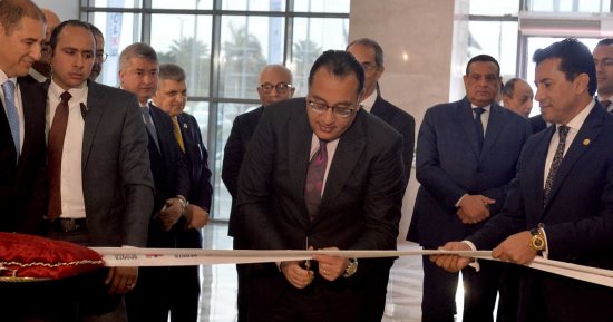 رئيس الوزراء يفتتح أول معرض ومؤتمر رياضي عالمى في مصر بمركز المنارة للمؤتمرات.. مدبولي: الدولة تولي اهتماما كبيرا بتطوير وتحديث البنية التحتية الرياضية وفق توجيهات الرئيس 