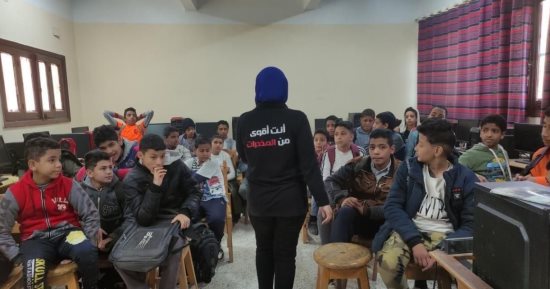 الأنشطة التوعوية لصندوق مكافحة الإدمان تصل المدارس بمحافظات الوجه القبلى