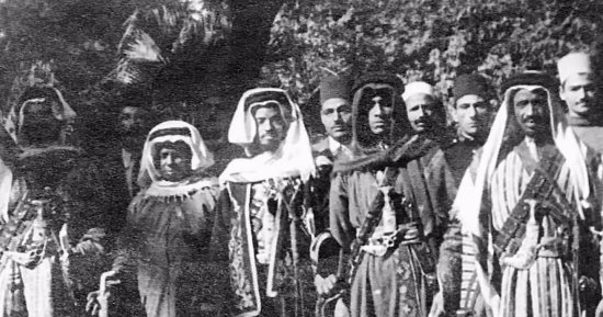 شاهد.. صور نادرة لزيارة الملك عبد العزيز آل سعود لحديقة الحيوان 1946