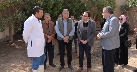 نائب محافظ الإسماعيلية يتفقد عددا من المشروعات بمركز فايد.. صور