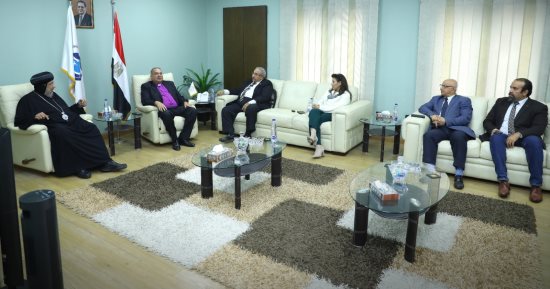 رئيس الكنيسة الإنجيلية بمصر يستقبل الأنبا أرميا ومطران الكنيسة اللوثرية