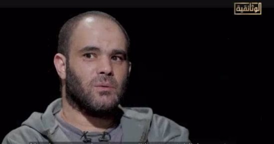أمير حدود داعش لـ"الوثائقية": كل الفصائل المسلحة فى سوريا كانت تستخدم القوة للوصول للسلطة.. تعامل التنظيم مع الأيزيديين كان بعيدا عن الشريعة الإسلامية.. وبعض المهاجرات القادمات للتنظيم حدثت بينهن وقائع شذوذ