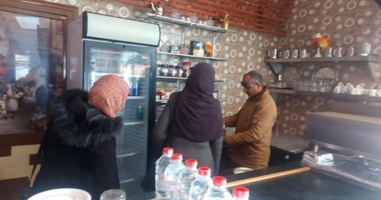 ضبط 6 أطنان مخللات غير صالحة للاستخدام و524 كيس برجر مغشوش بحملة لصحة القليوبية
