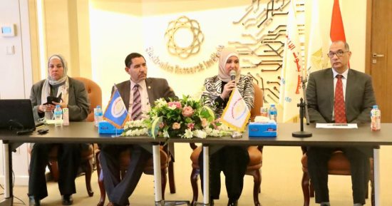 التعليم العالى: بحوث الإلكترونيات يوقع عقود 10 مشروعات بحثية تطبيقية