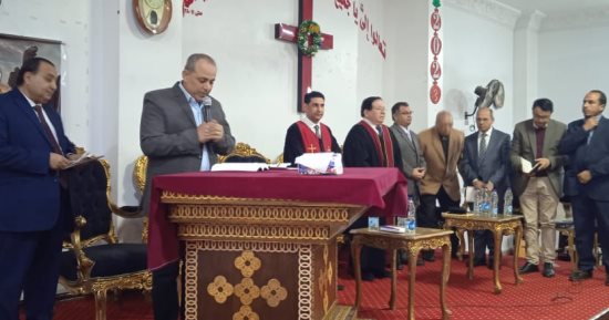 تنصيب القس "جوزيف زكى" راعيا للكنيسة الإنجيلية بدسوق.. صور