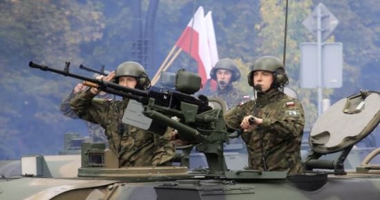 وزير الدفاع البولندي: العام المقبل حاسم لأمننا بسبب ما قد يحدث بأوكرانيا