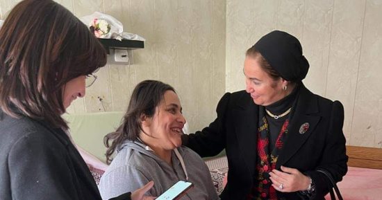 تحسن الحالة الصحية لبطلة رفع الأثقال "نهلة رمضان" بالإسكندرية