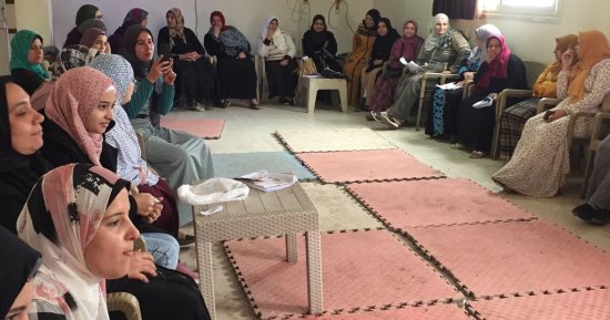 ختام الدورة التدريبية للتثقيف المالى لـ40 سيدة ببرج مغيزل ضمن "حياة كريمة"