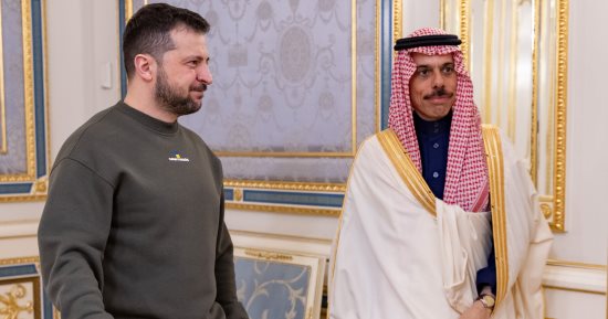 وزير الخارجية السعودية يلتقى الرئيس الأوكراني فى كييف