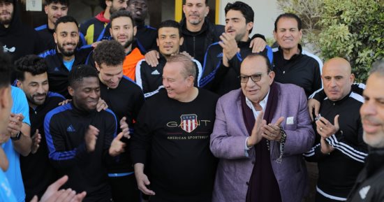 لاعبو المقاولون العرب يحتفلون بعيد ميلاد شوقي غريب على هامش التدريبات