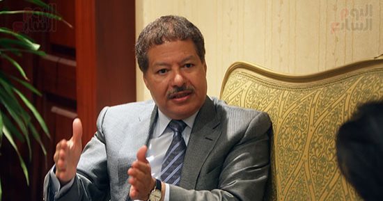 ذكرى ميلاد صاحب نوبل.. لقطات من حياة الدكتور أحمد زويل