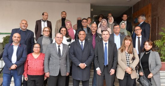 محافظ الدقهلية يستقبل نائب رئيس البنك الأوروبى لبحث تنقية مياه مصرف كيتشنر