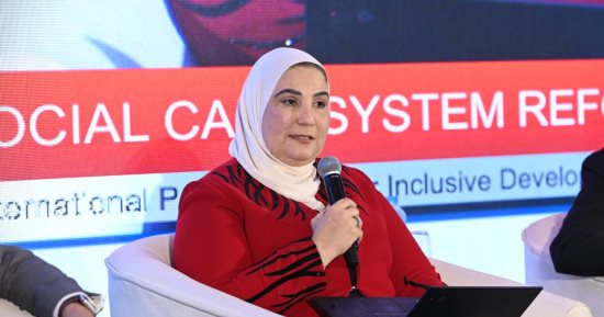 الأم المثالية بالأقصر: بناتى قدمن أوراقى للمسابقة بعد 12 سنة رعاية لهن