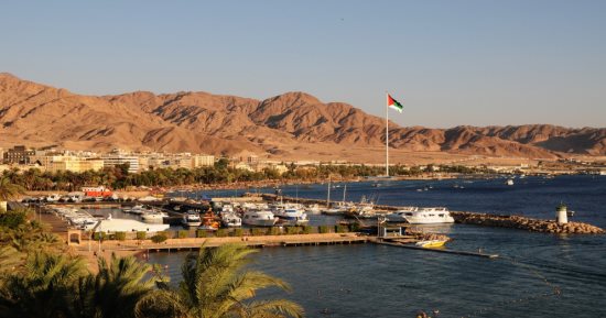 "فتح": الوفد الفلسطينى سيطالب فى اجتماع العقبة بوضع حد لانتهاكات إسرائيل