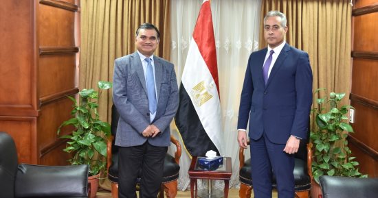 وزير القوى العاملة يلتقى سفير بنجلاديش فى القاهرة لبحث الملفات المشتركة