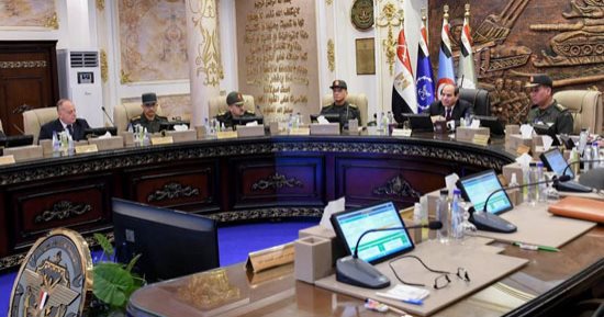 الرئيس السيسي يؤكد حرص الدولة على اتباع أرقى المعايير فى انتقاء المتقدمين للوظائف