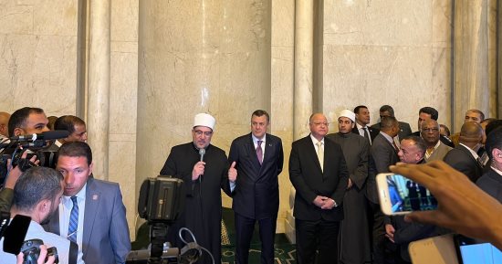 افتتاح مسجد الحاكم بأمر الله بعد تطويره فى القاهرة.. صور
