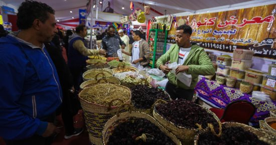 معارض "أهلا رمضان" تفتح أبوابها اليوم لطرح السلع بأسعار مخفضة