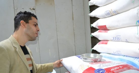 محافظ الدقهلية يحيل 35 محضر مخالفات تموينية للنيابة العامة