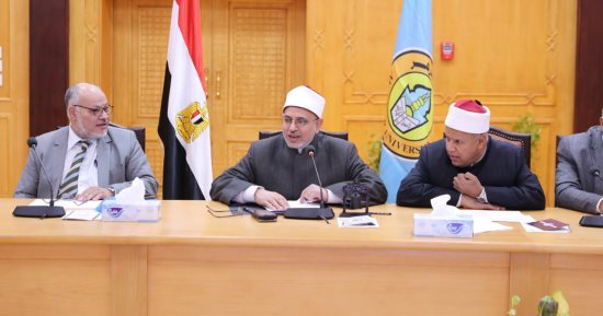 مجلس جامعة الأزهر يوافق على مقترح فتح كلية للخدمة الاجتماعية للبنين
