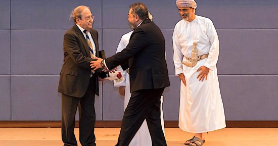 طارق عبد العزيز: كنت سعيدا بتكريمى مع دريد لحام فى مهرجان سينمانا بمسقط