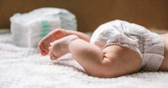 6 استخدامات مختلفة لحفاضات الأطفال.. منها الحفاظ على النباتات 