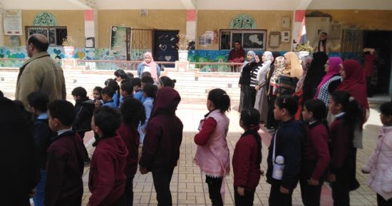 تعليم القليوبية تنفذ خطة إخلاء مبانى المدارس فى حالة الطوارئ.. صور