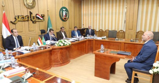 محافظ المنوفية يترأس اللجنة العليا للقيادات لاختيار مديرى عموم المجازر 