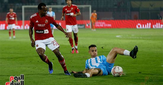 الأهلى يسابق الزمن لإنهاء أزمة عودة بيرسى تاو من ليبيريا قبل مواجهة الهلال