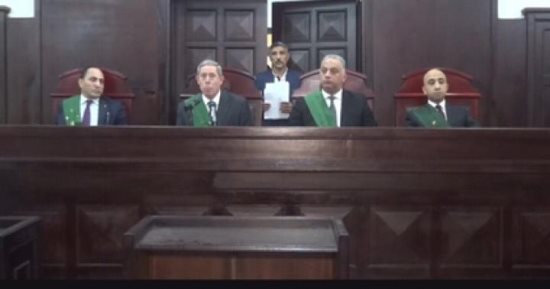 جنايات المنصورة تقضى بالسجن المشدد 13 سنة على سيدة عذبت ابنها
