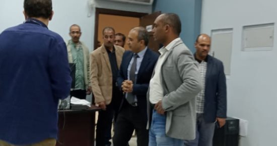 سكرتير مساعد قنا يتفقد سير العمل بالمركز التكنولوجي بنقادة 