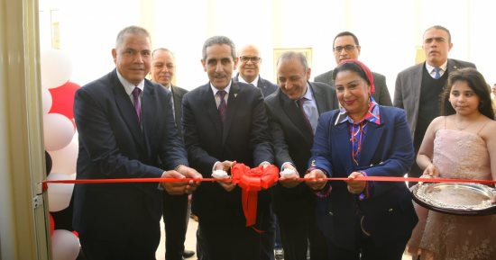 محافظ الغربية يفتتح المعرض الأول لطلاب الجامعة التكنولوجية بسمنود 