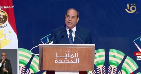الرئيس السيسي: "ندير الأمور بإخلاص وأمانة وشرف في وقت عز فيه الشرف"