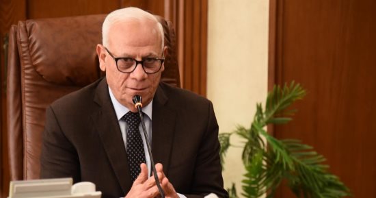 محافظ بورسعيد يشيد بجهود الأجهزة التنفيذية والأمنية خلال عيد الفطر المبارك