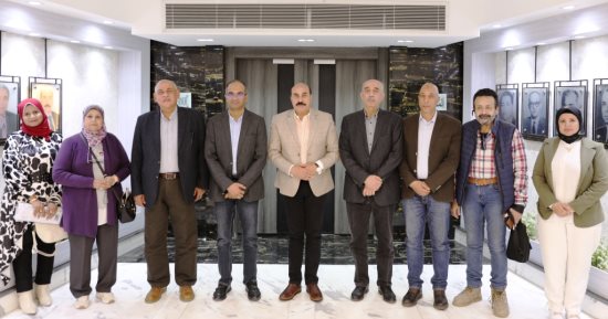 محافظ أسوان يلتقى نائب وزير الإسكان لإعادة إحياء تشغيل آبار الشلال