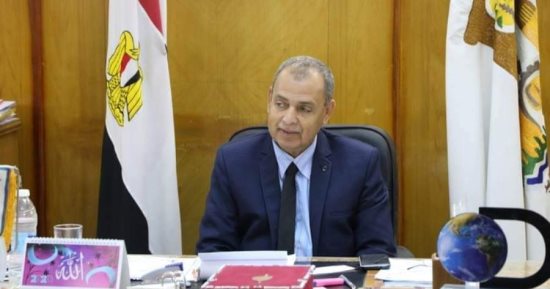 أمين الشعب الجمهورى بالوادى الجديد: قرارات الرئيس تاريخية وحققت طموحات المصريين