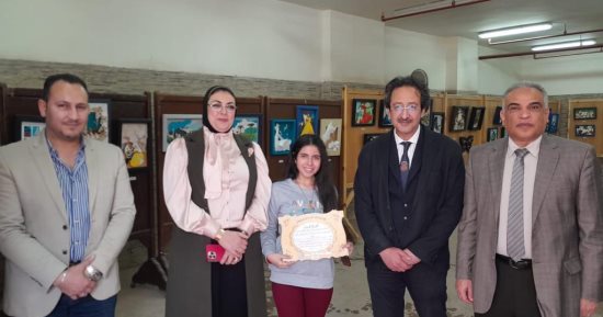 افتتاح معرض "التشكيل بالورق بين التشخيص والتلخيص" بكلية التربية النوعية جامعة طنطا