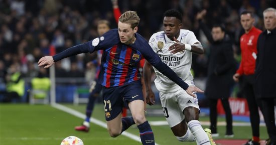 برشلونة يستضيف ريال مدريد فى كلاسيكو مثير بقمة الدوري الإسباني