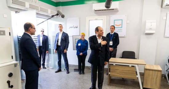 البريد: تفقد الرئيس السيسي لمكتب معصرة ملوى بالمنيا دفعة قوية للعاملين